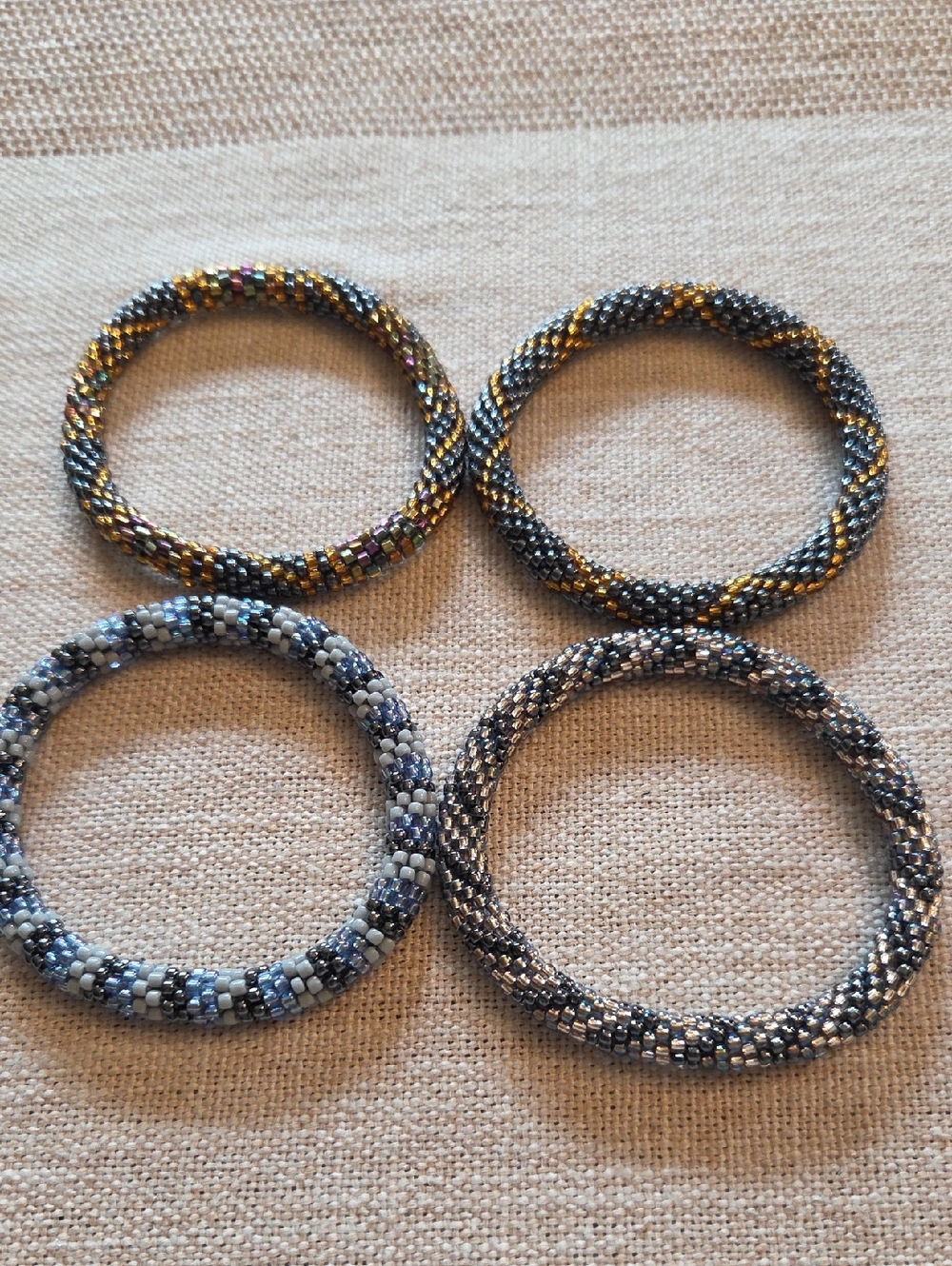 Sashka Co. Set Of 4 Seed Beads Bracelet Metallic Gold & Blue Tones
